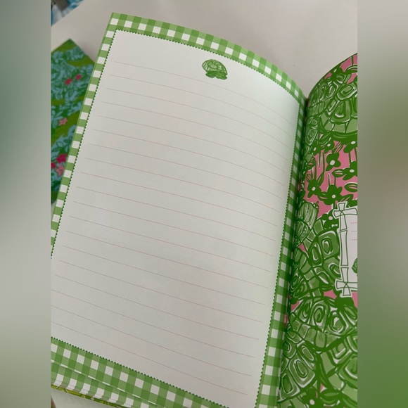 Lilly Pulitzer Stationery Set - Picture 12 of 13